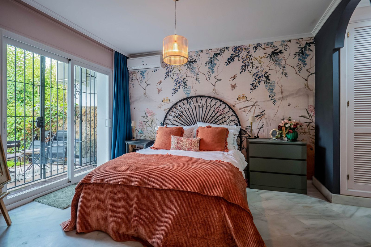 Apartamentos de 1 dormitorio en venta en Elviria – R5164879