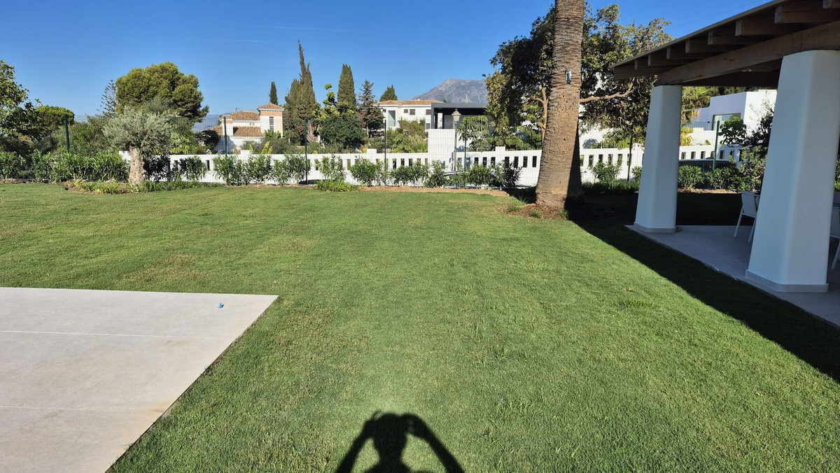 5 bedroom Villas for sale in El Rosario – R5164156