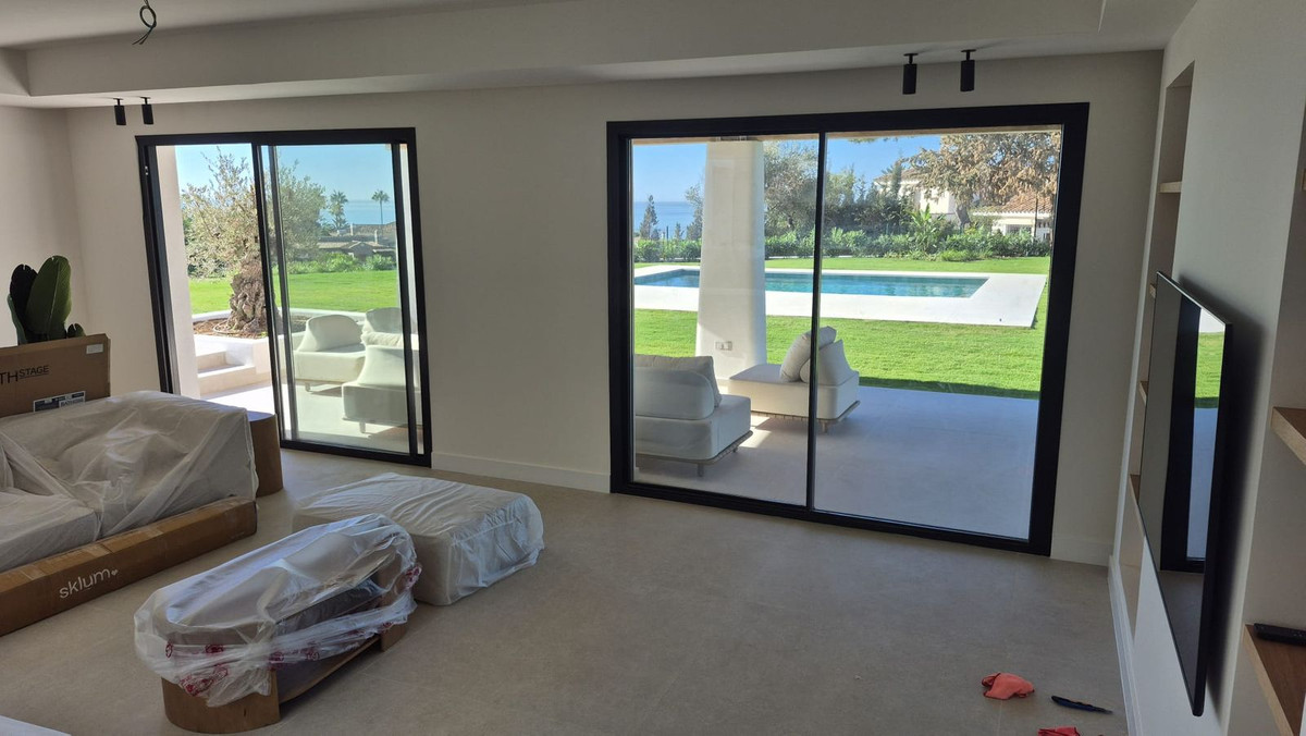 5 bedroom Villas for sale in El Rosario – R5164156