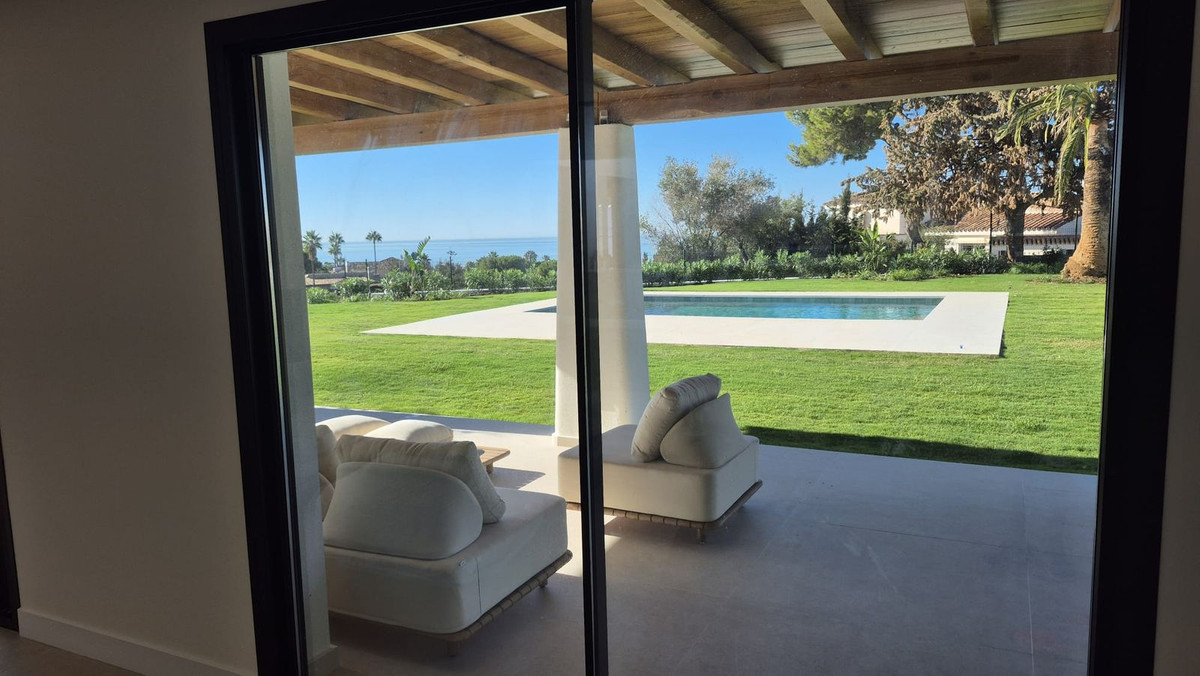5 bedroom Villas for sale in El Rosario – R5164156