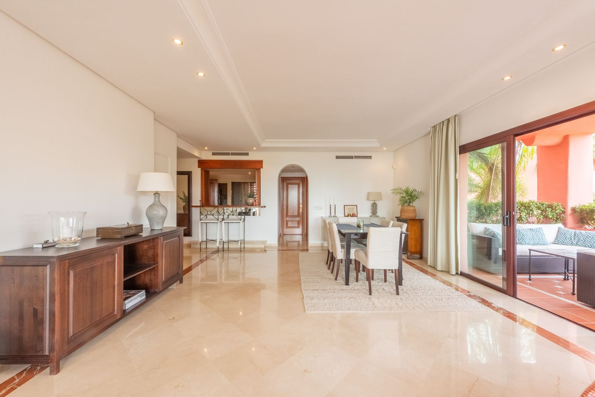 3 bedroom Apartments for sale in Nueva Milla de Oro – R5147947