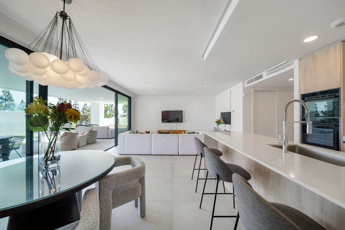 3 bedroom Apartments for sale in Cabopino – R5156797
