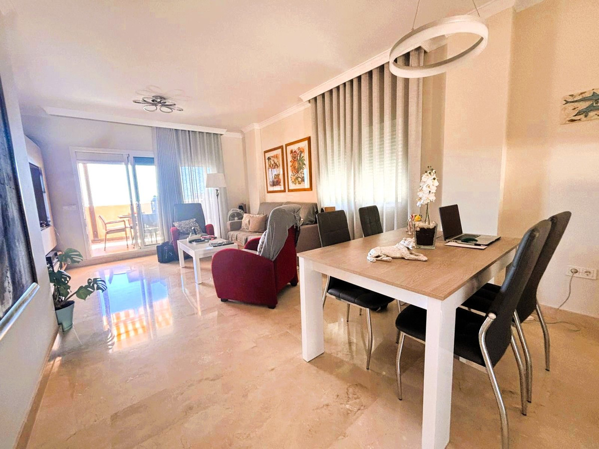 Apartamentos de 2 dormitorios en venta en Elviria – R5161006
