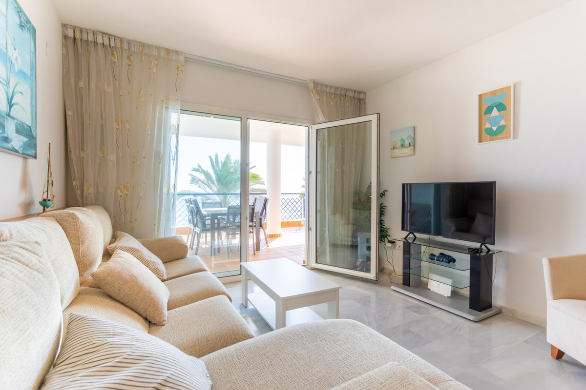 3 bedroom Apartments for sale in Calahonda – R5160388