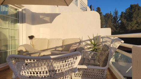 1 bedroom Apartments for sale in Marbella – R5150953