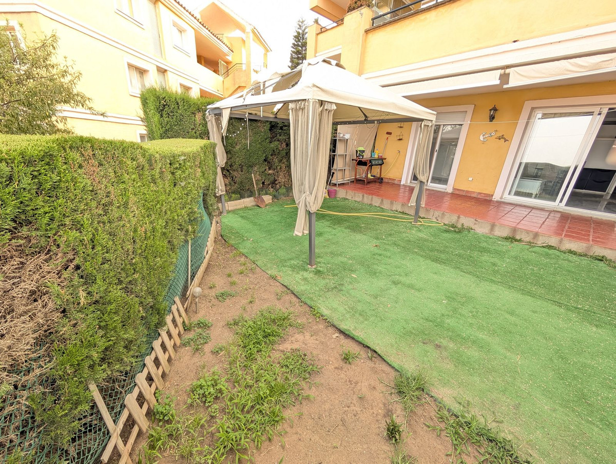 2 bedroom Apartments for sale in Riviera del Sol – R5135461