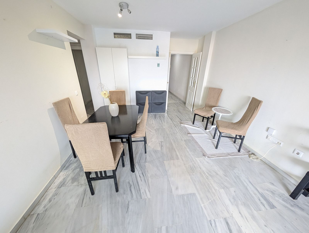 2 bedroom Apartments for sale in Riviera del Sol – R5135461