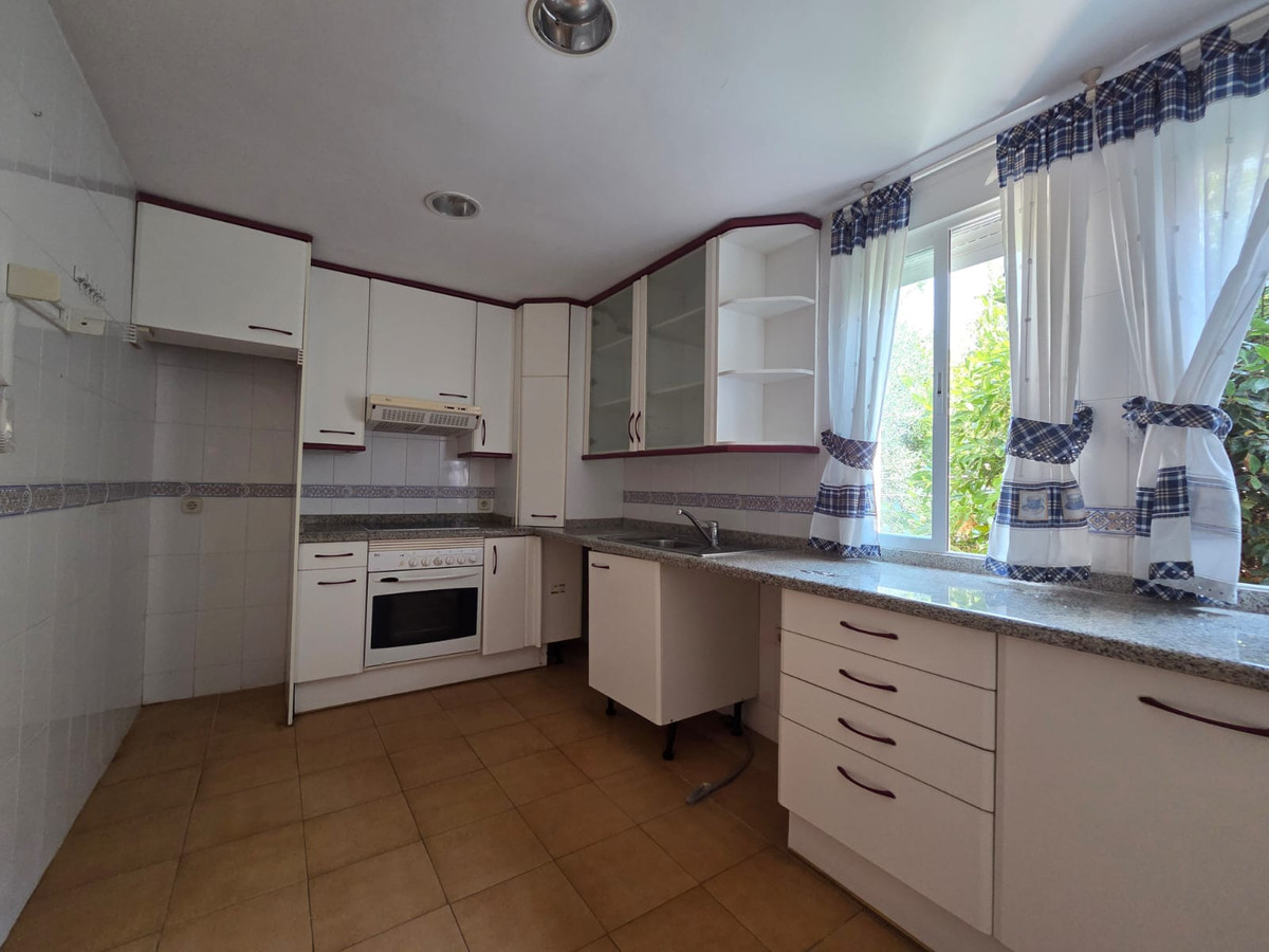4 bedroom Semi-detached for sale in Milla de Oro – R5150281