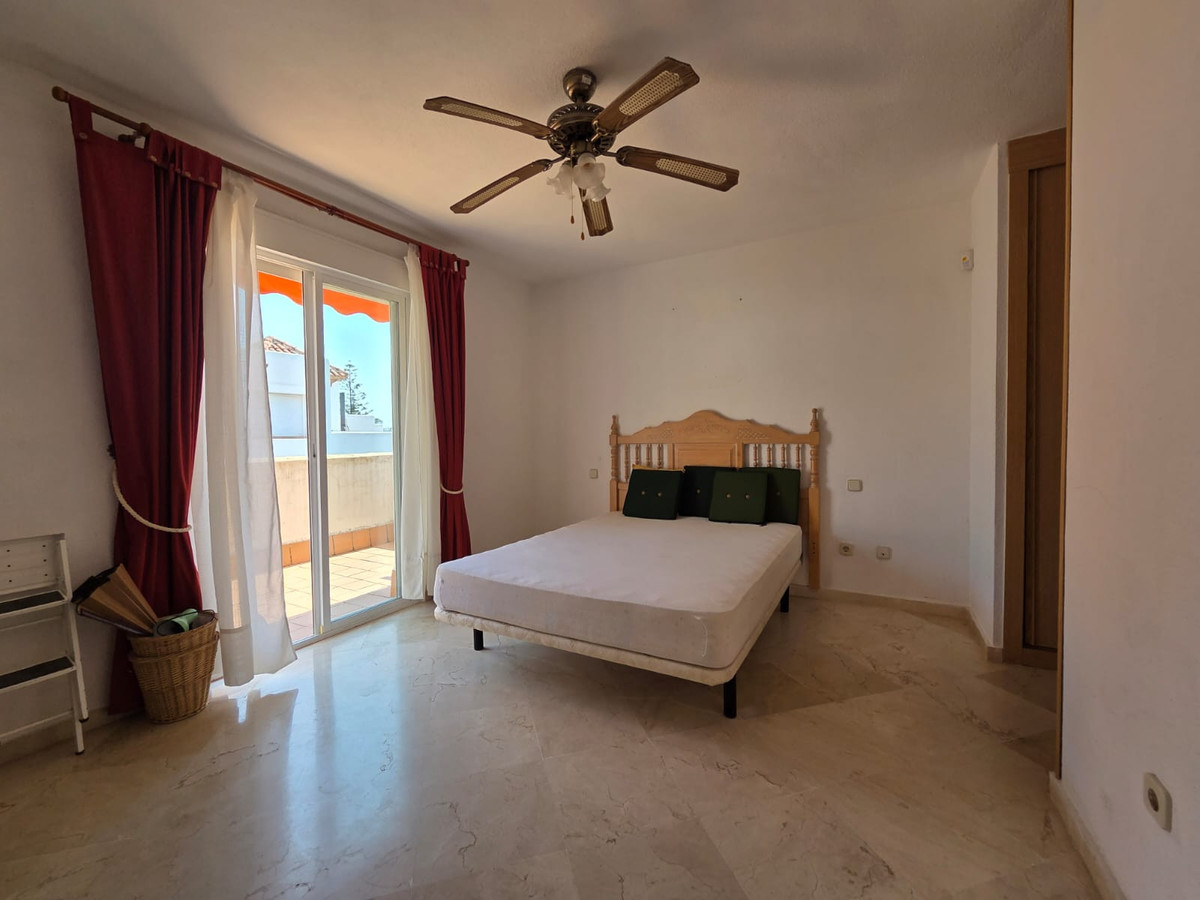 4 bedroom Semi-detached for sale in Milla de Oro – R5150281