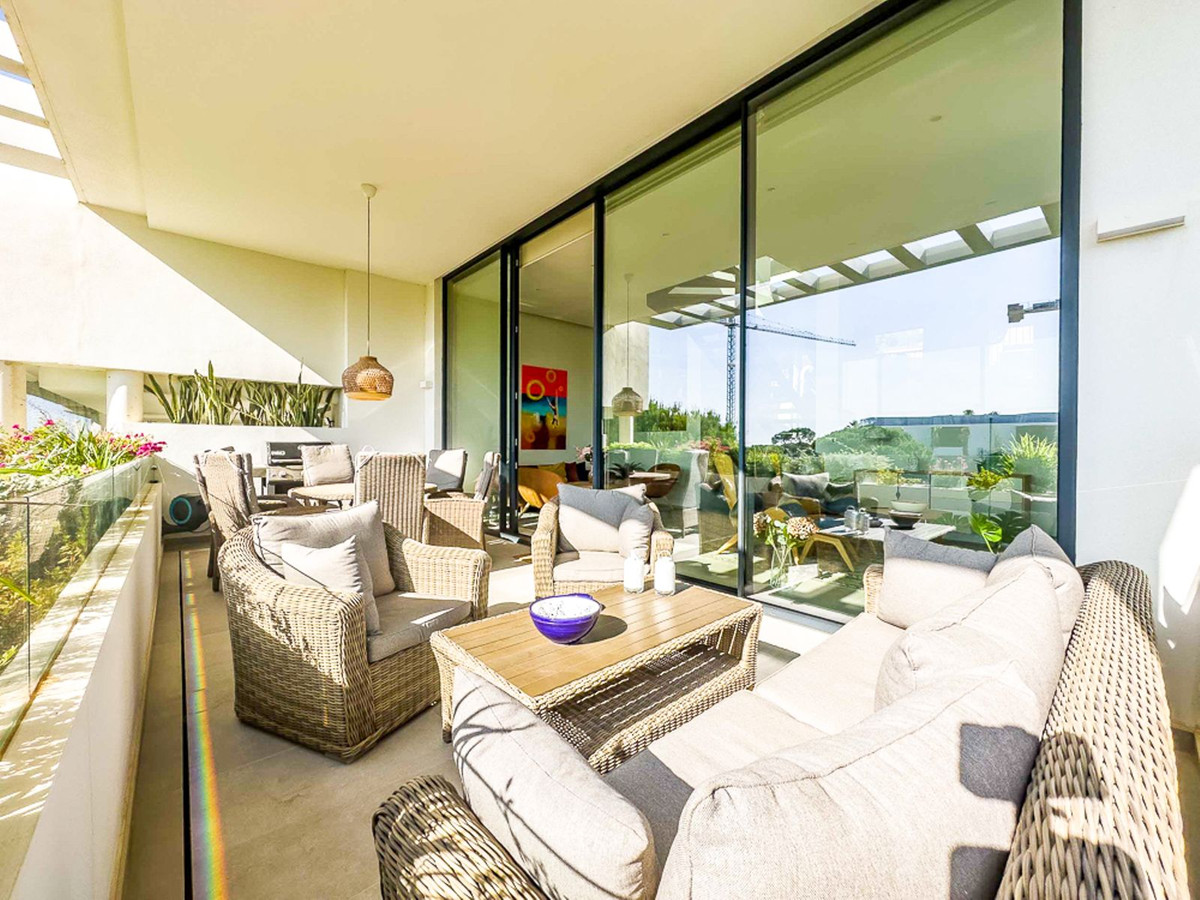 Adosados de 3 dormitorios en venta en Marbella – R5159635