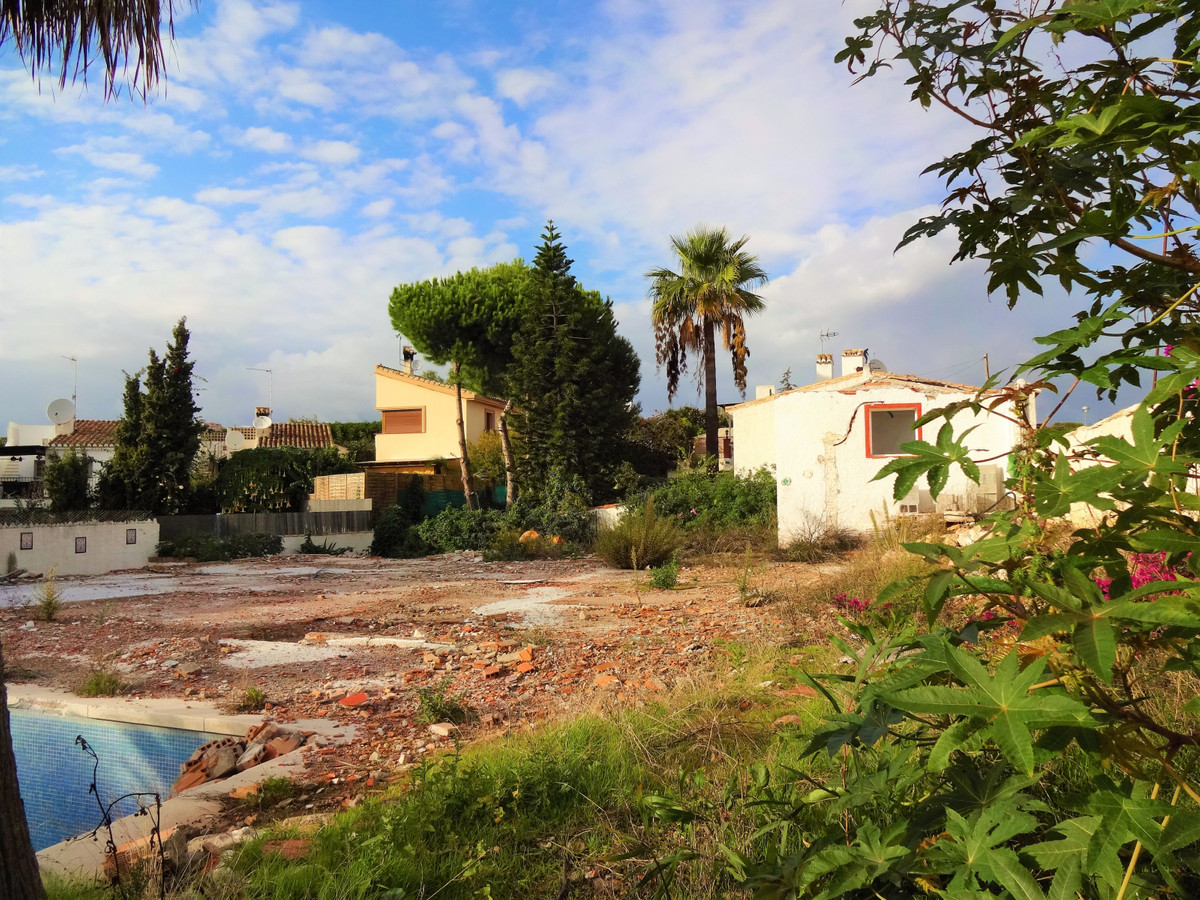 Plots for sale in Calypso – R5125216 Plots for sale in Calypso – R5125216