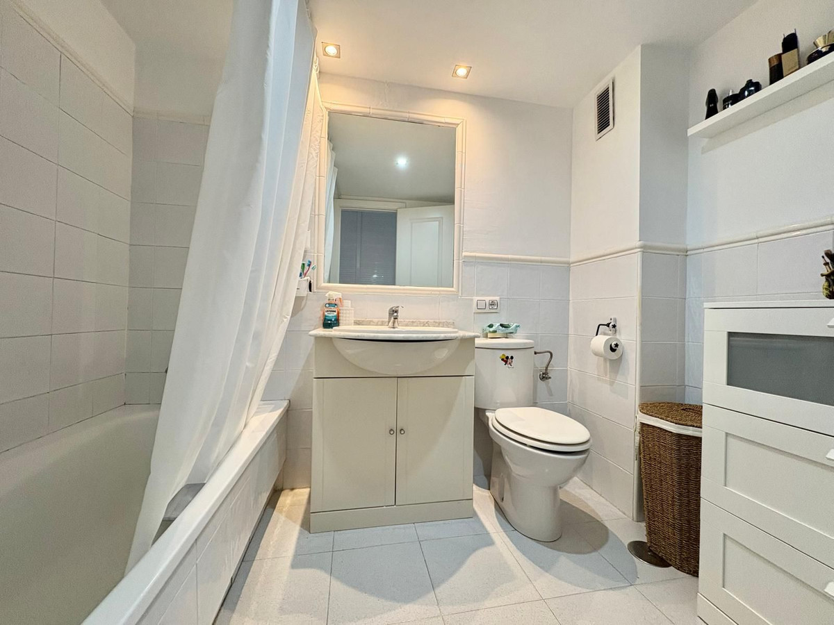 3 bedroom Penthouses for sale in Riviera del Sol – R4992700