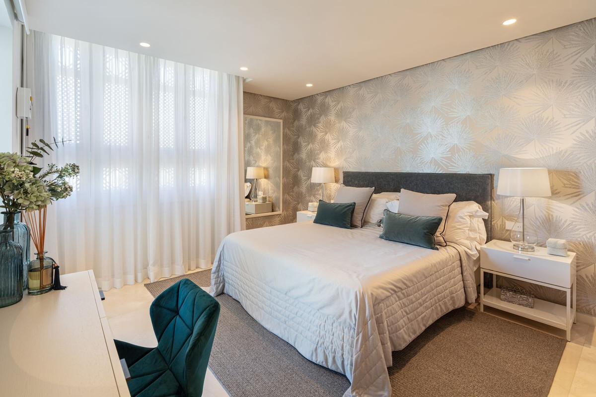 Apartamentos de 6 dormitorios en venta en Marbella – R5163460