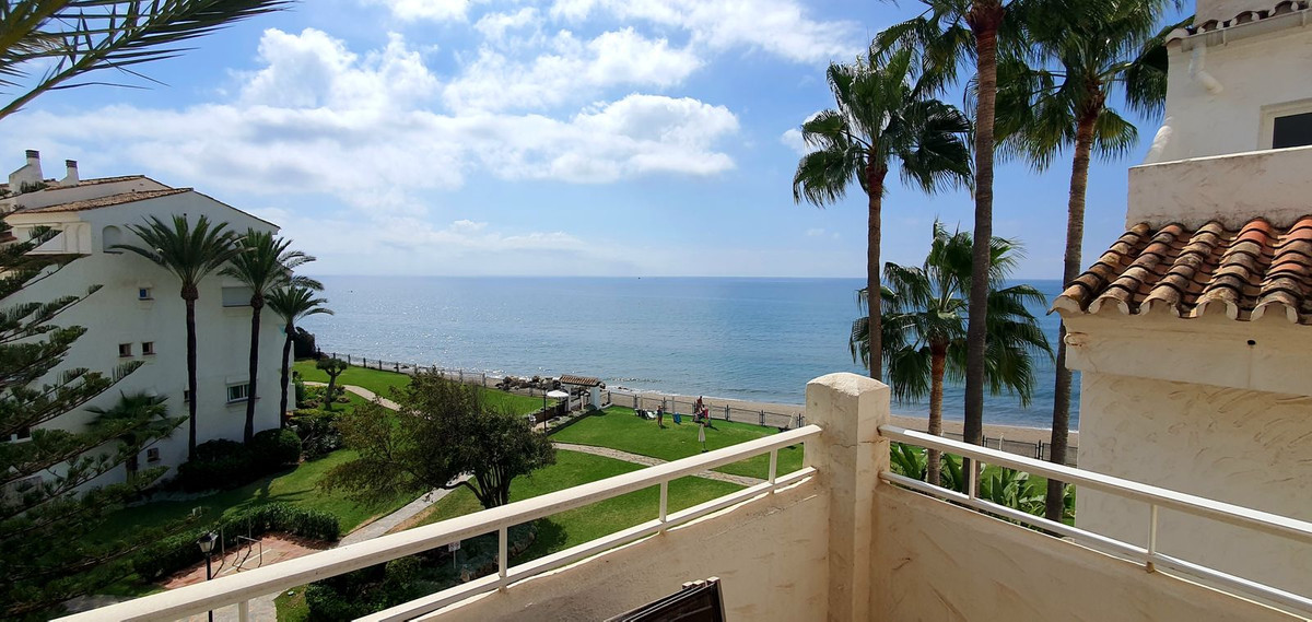 3 bedroom Apartments for sale in Marbesa – R5162464