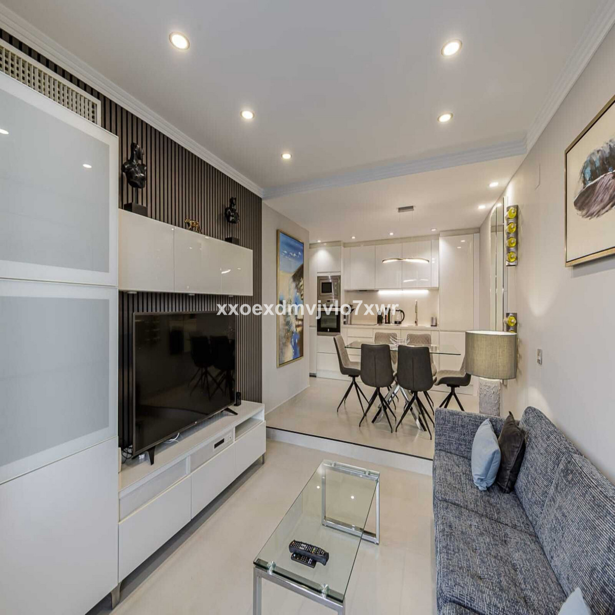 3 bedroom Penthouses for sale in Marbella – R5166376