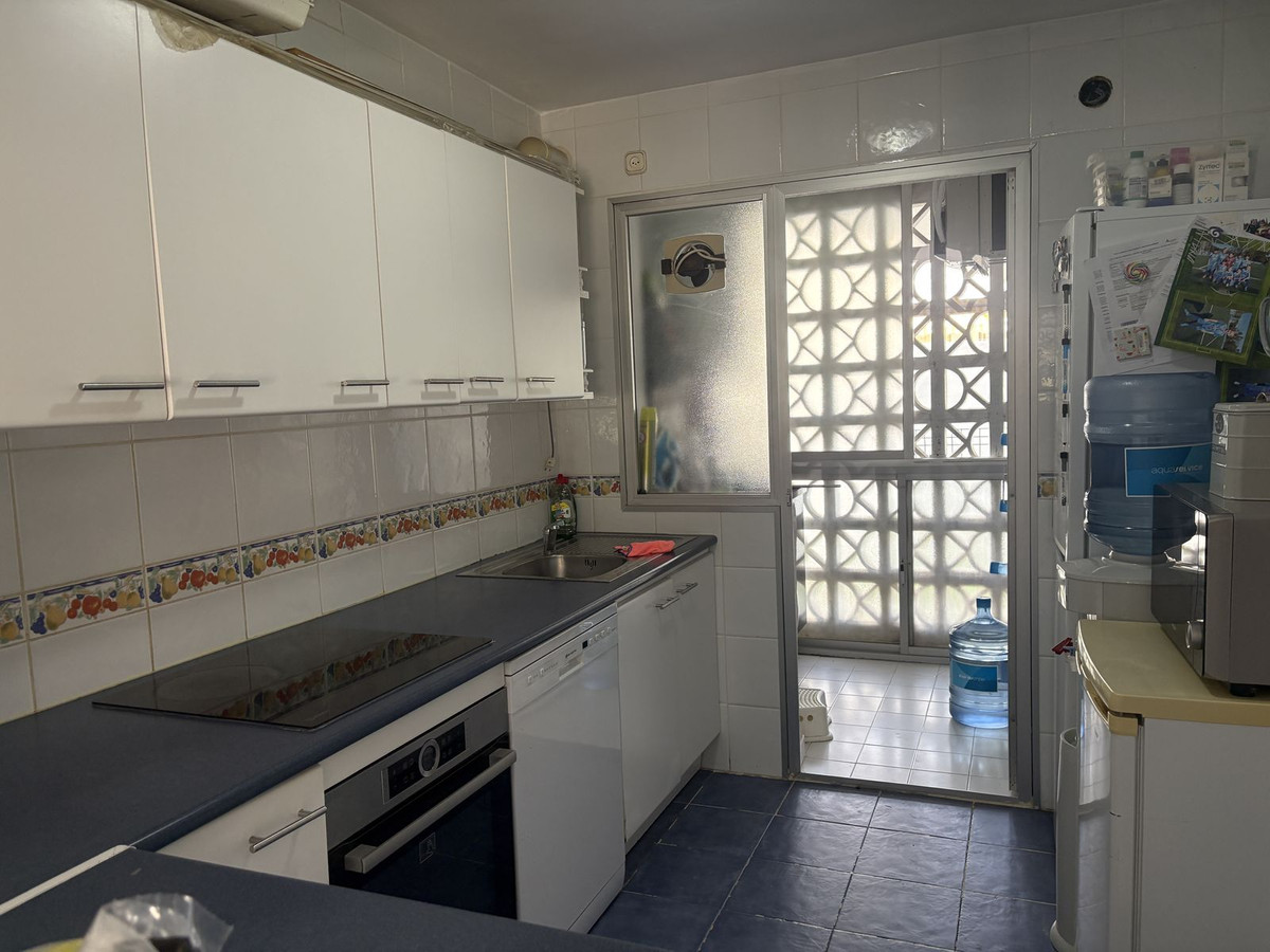 Apartamentos de 2 dormitorios en venta en Calahonda – R5134723