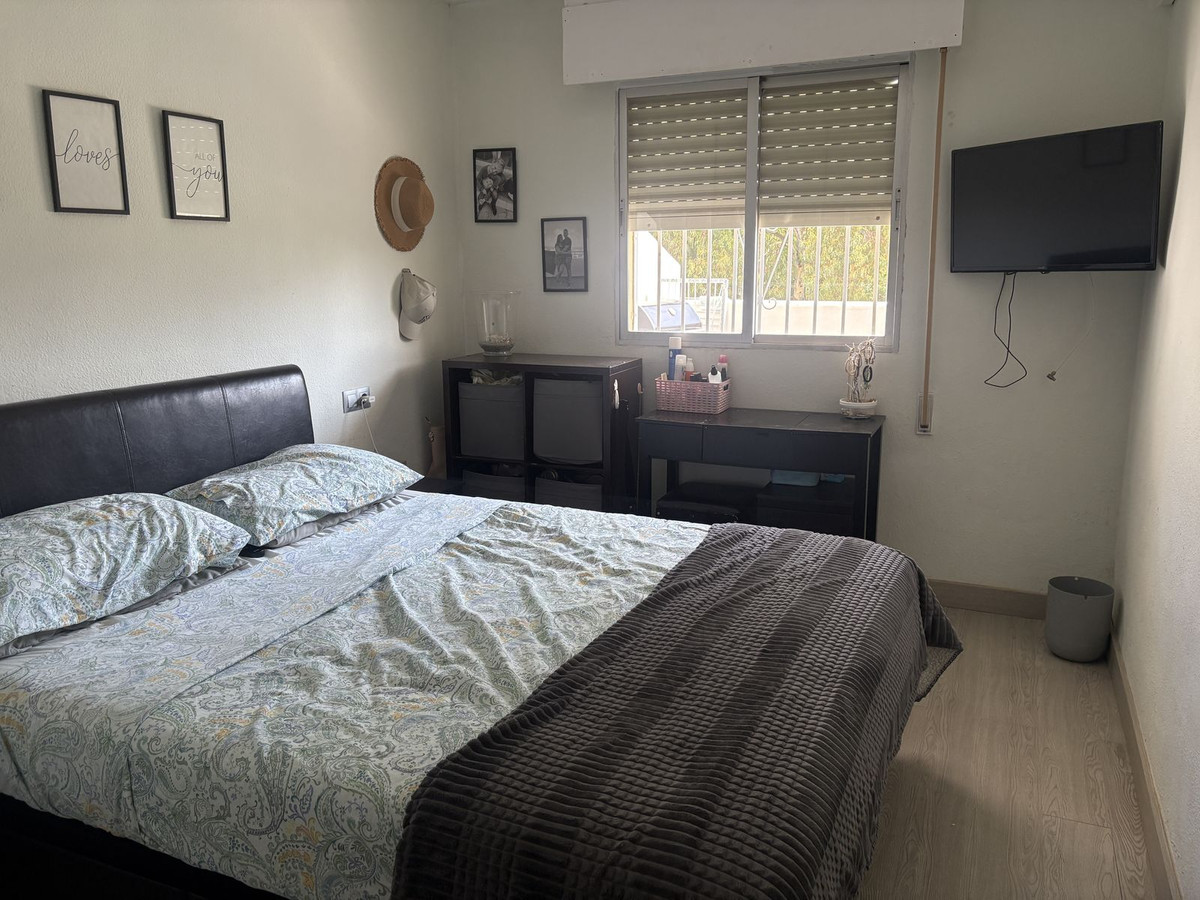 Apartamentos de 2 dormitorios en venta en Calahonda – R5134723