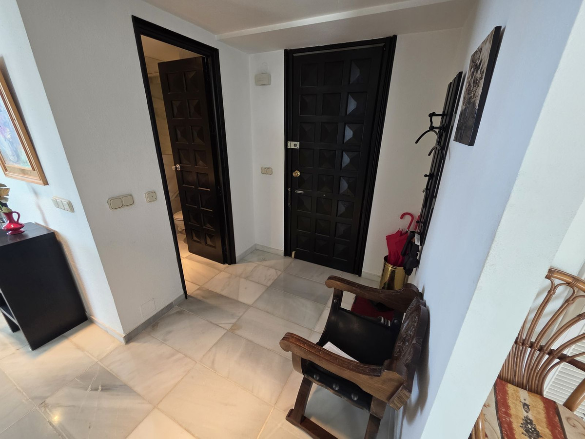 1 bedroom Apartments for sale in Marbella – R5158261