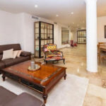 Apartamentos de 3 dormitorios en venta en Milla de Oro – R5146921