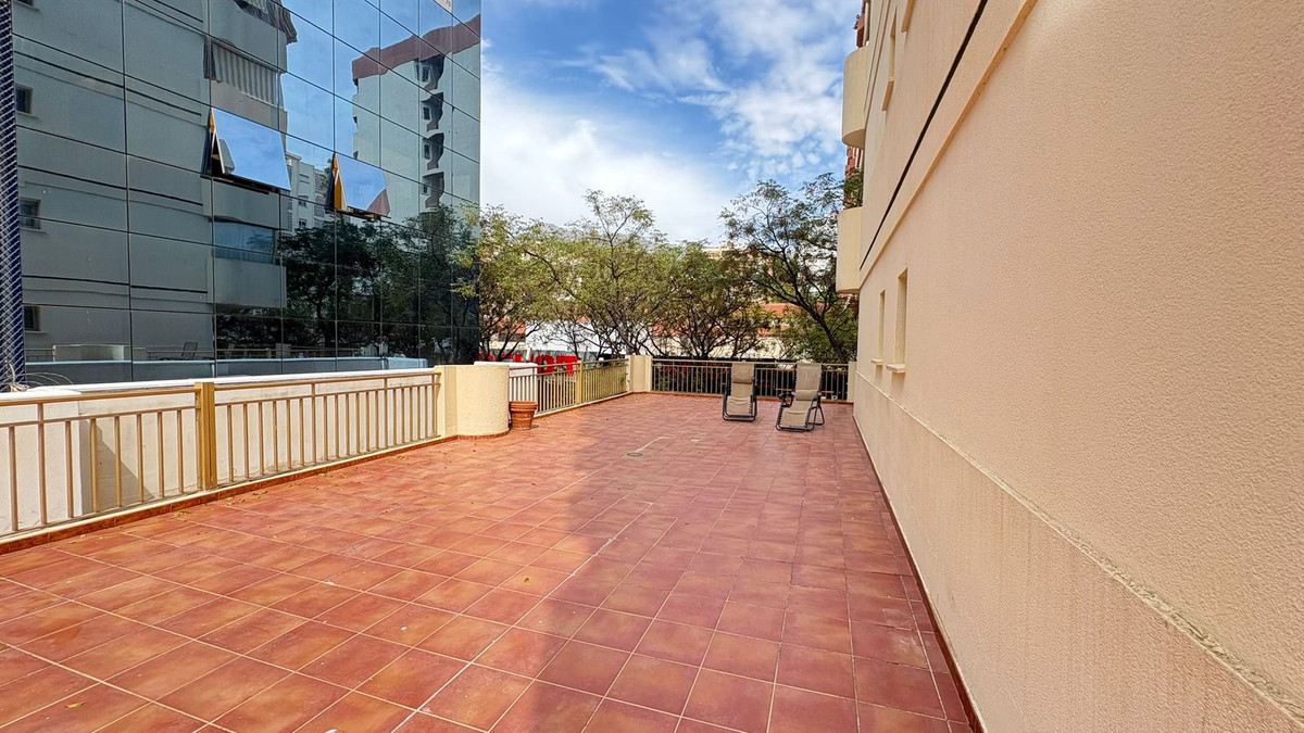 2 bedroom Penthouses for sale in Marbella – R5158819
