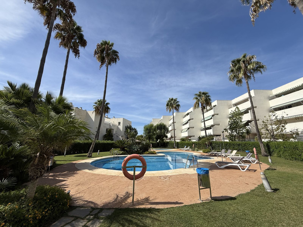 Apartamentos de 2 dormitorios en venta en Guadalmina Baja – R5149780