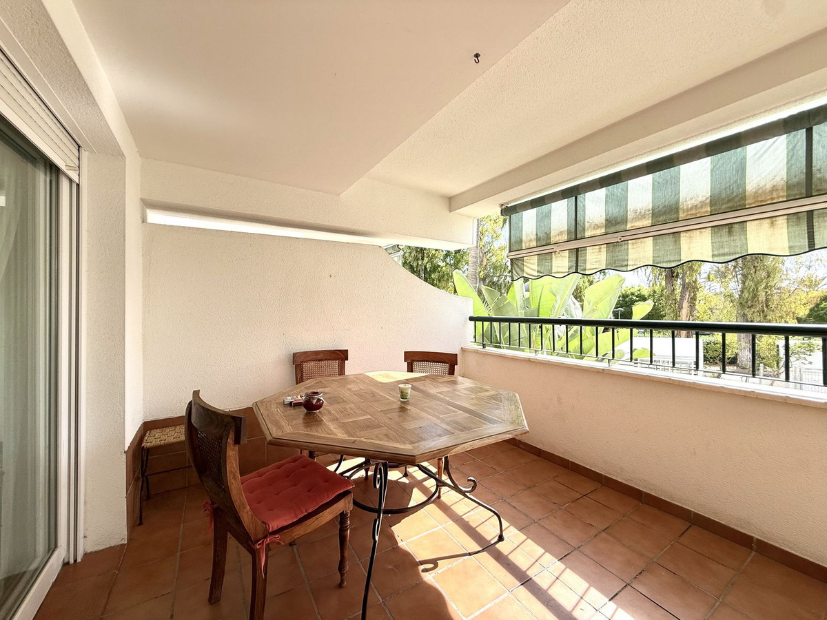 Apartamentos de 2 dormitorios en venta en Guadalmina Baja – R5149780