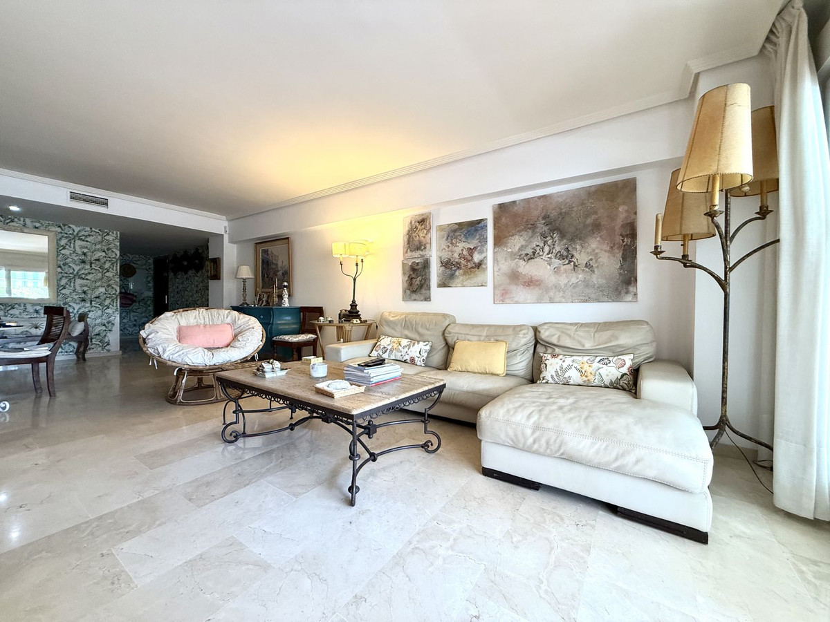 Apartamentos de 2 dormitorios en venta en Guadalmina Baja – R5149780