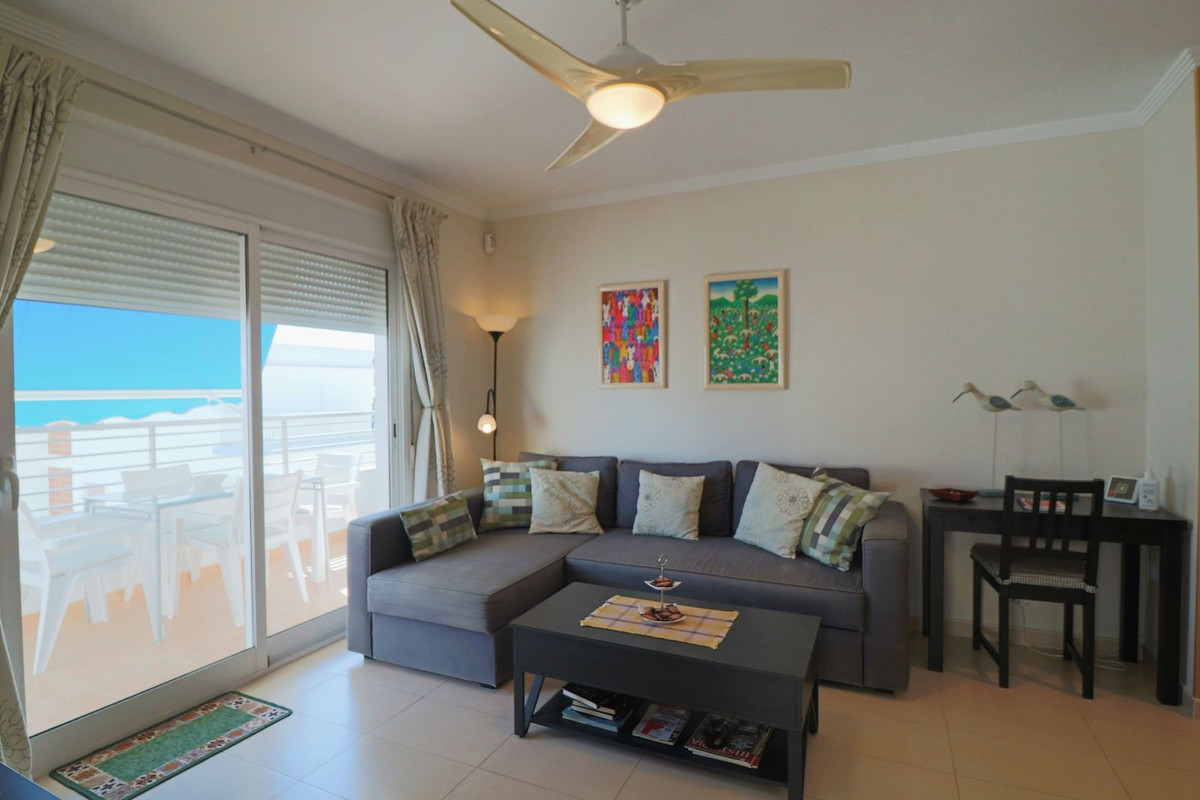 1 bedroom Apartments for sale in Marbella – R5150062