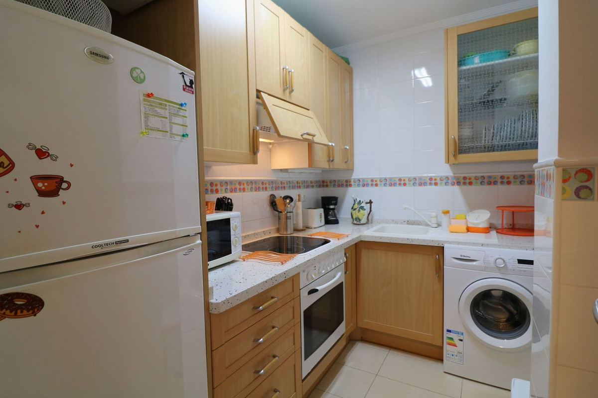 1 bedroom Apartments for sale in Marbella – R5150062