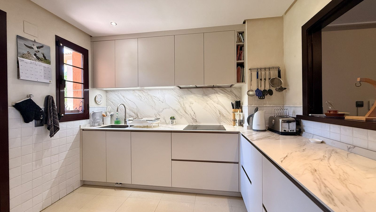 Apartamentos de 2 dormitorios en venta en La Mairena – R5111605