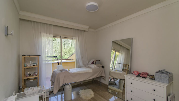 Aticos de 3 dormitorios en venta en Sierra Blanca – R4880239 en 