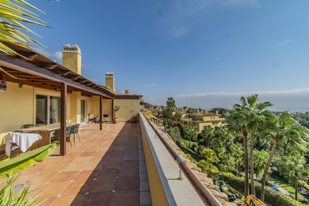 Aticos de 3 dormitorios en venta en Sierra Blanca – R4880239
