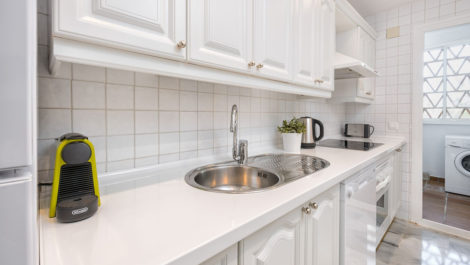 Apartamentos de 2 dormitorios en venta en Calahonda – R5152033