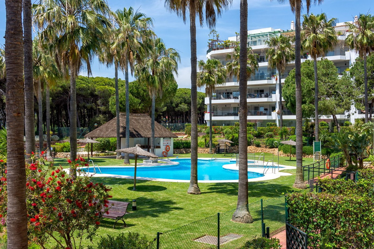 2 bedroom Apartments for sale in Calahonda – R5152033