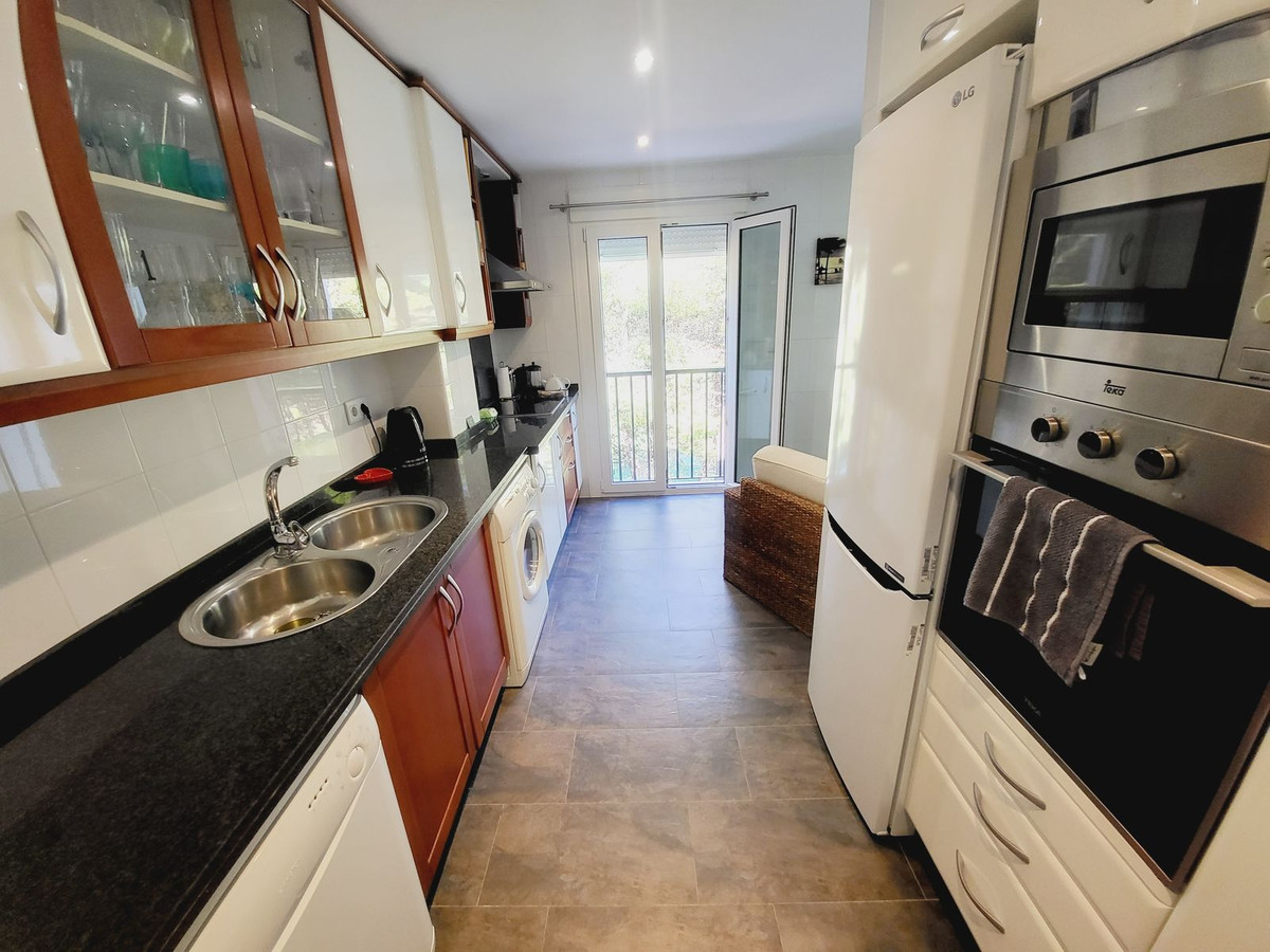 3 bedroom Apartments for sale in Miraflores – R5162395