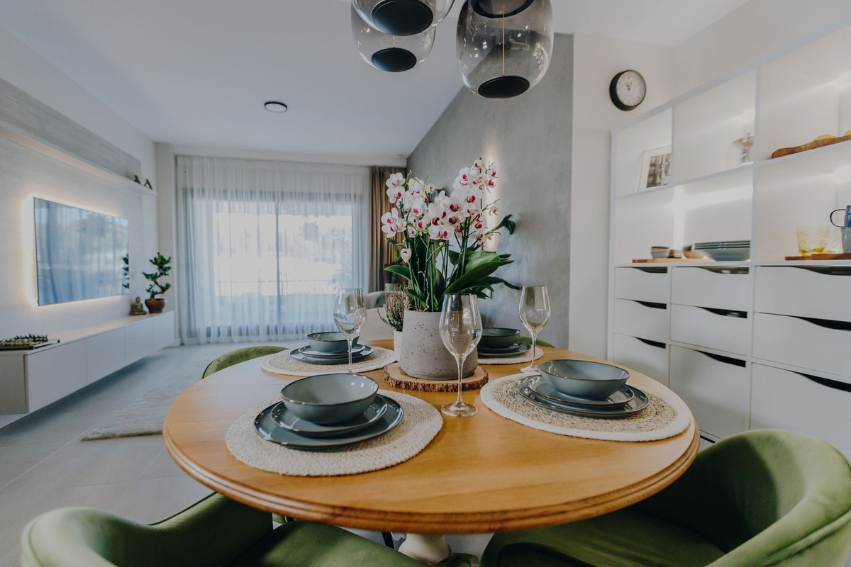 Apartamentos de 2 dormitorios en venta en Selwo – R5167540
