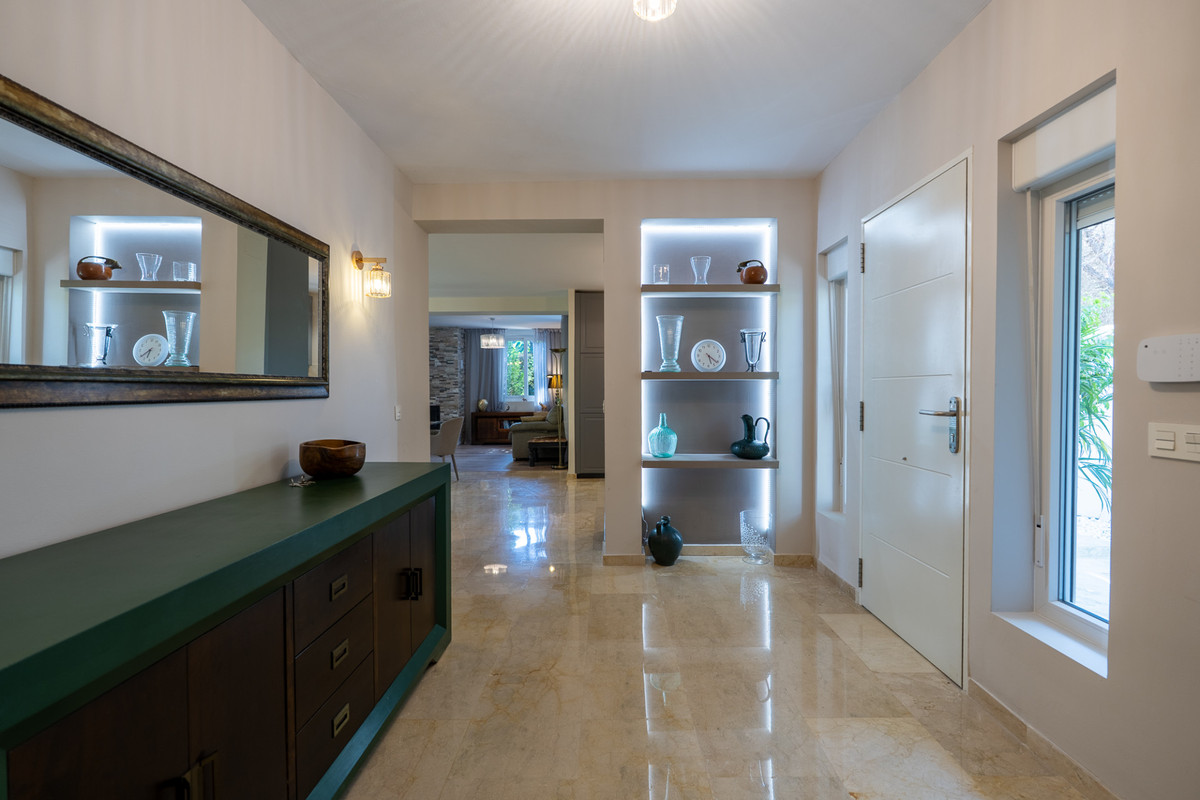 Villas de 4 dormitorios en venta en Marbesa – R5151160