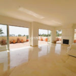 3 bedroom Apartments for sale in Elviria Hills – R5152237