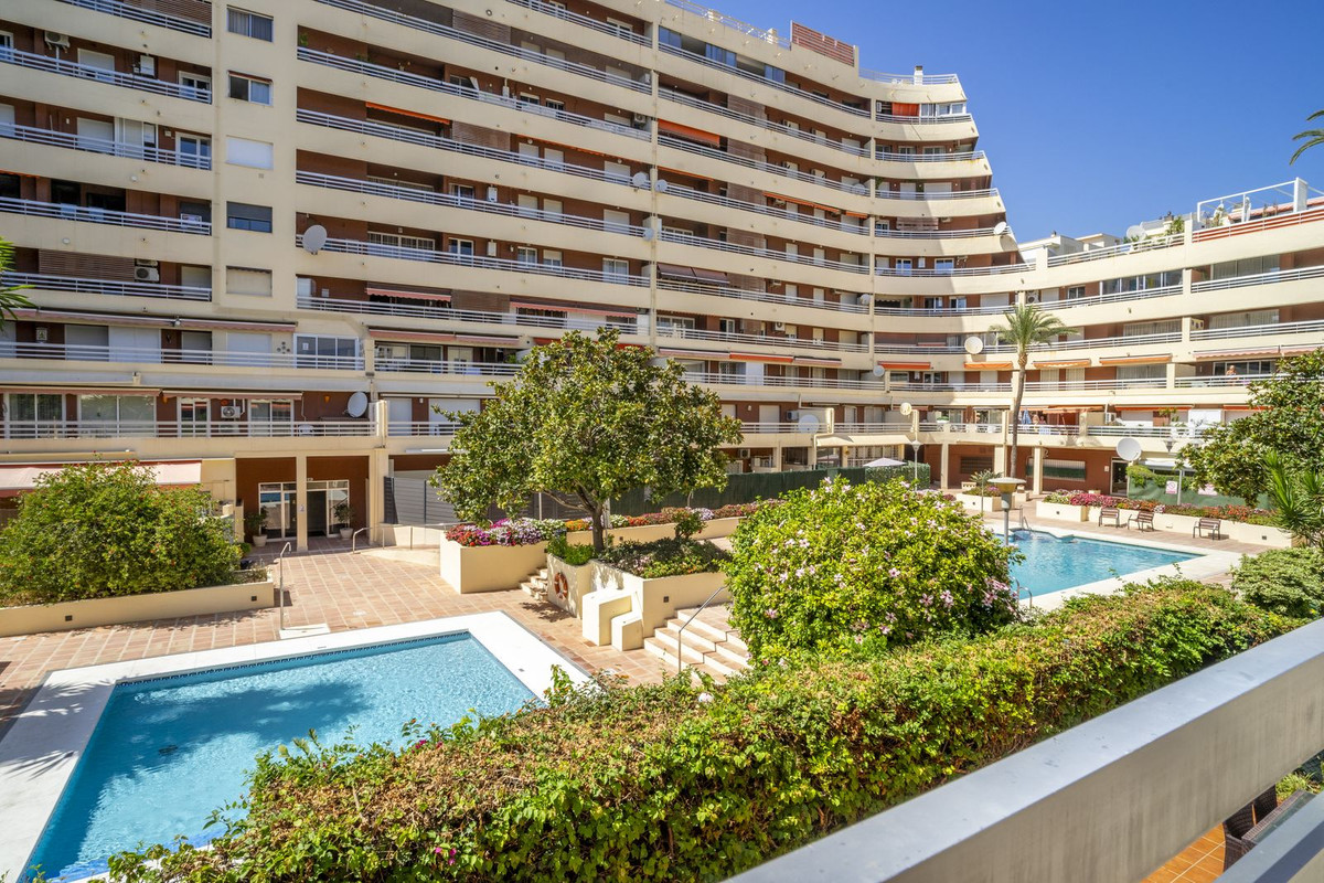 Apartamentos de 3 dormitorios en venta en Marbella – R5167414