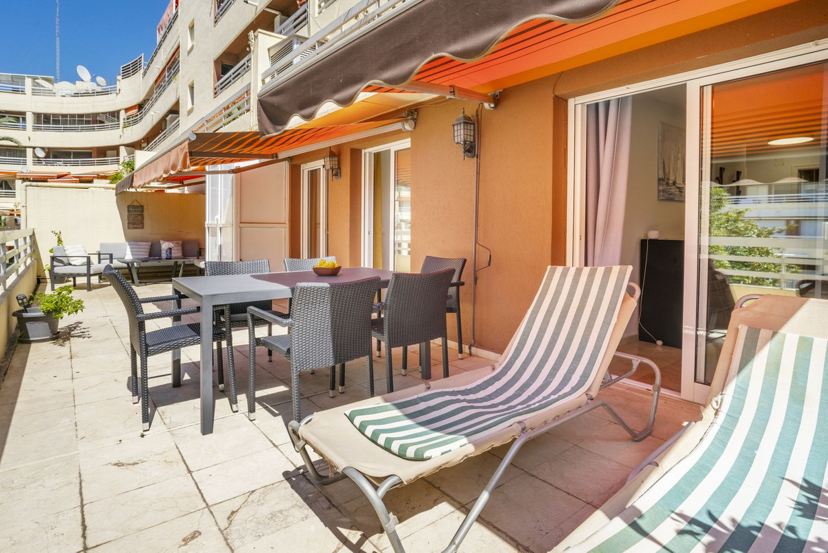 Apartamentos de 3 dormitorios en venta en Marbella – R5167414