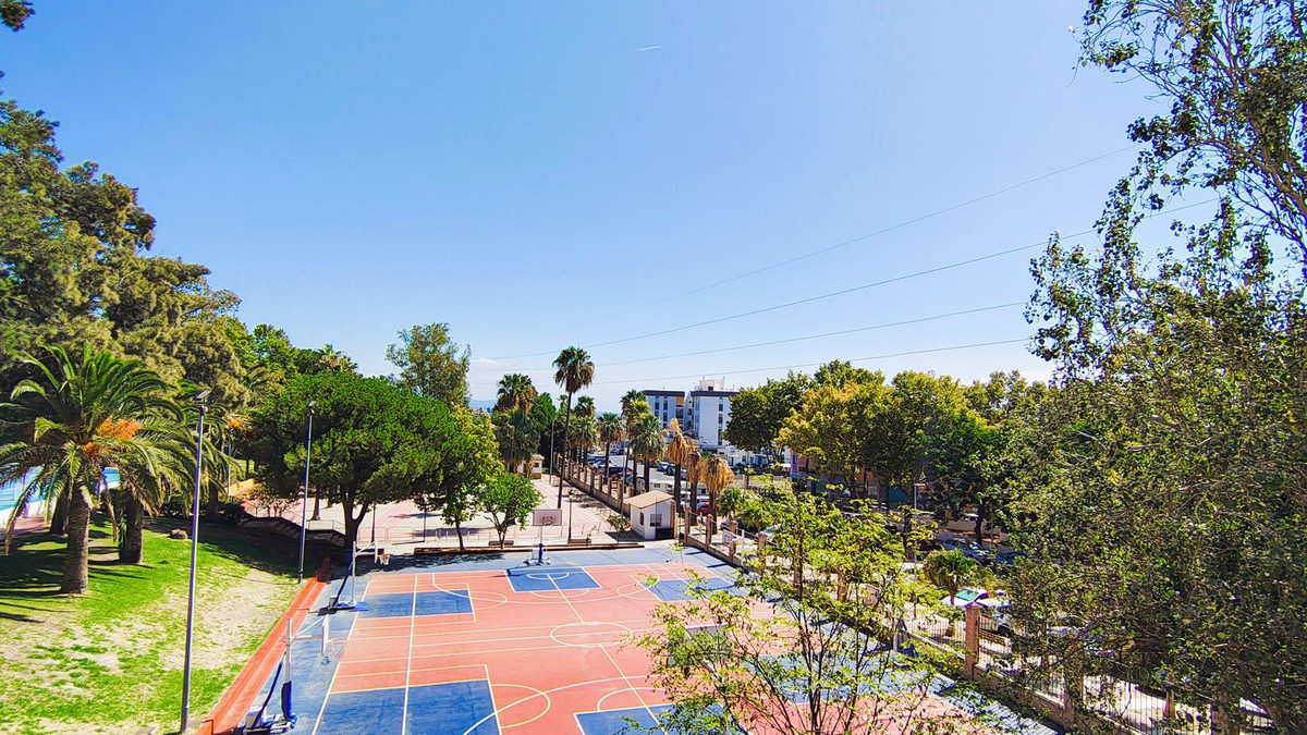 3 bedroom Apartments for sale in Marbella – R5156080