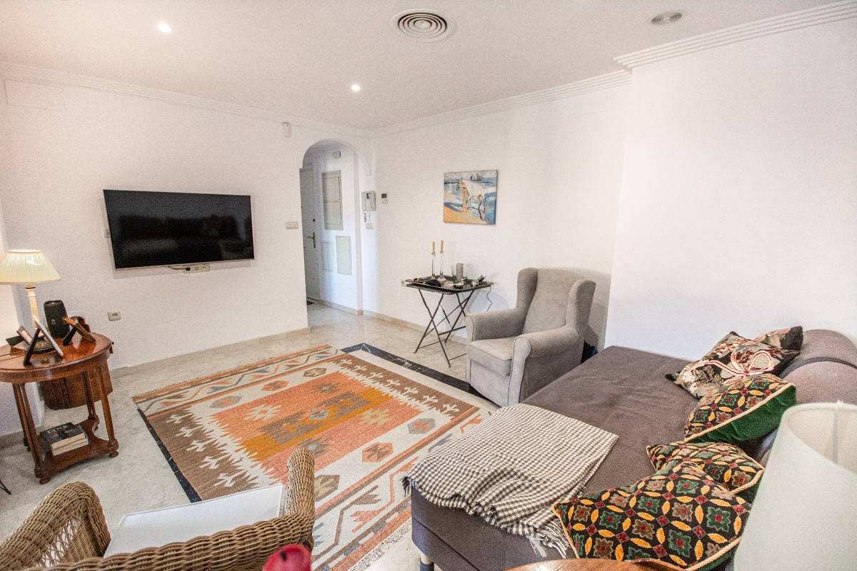 2 bedroom Penthouses for sale in Marbella – R5010646
