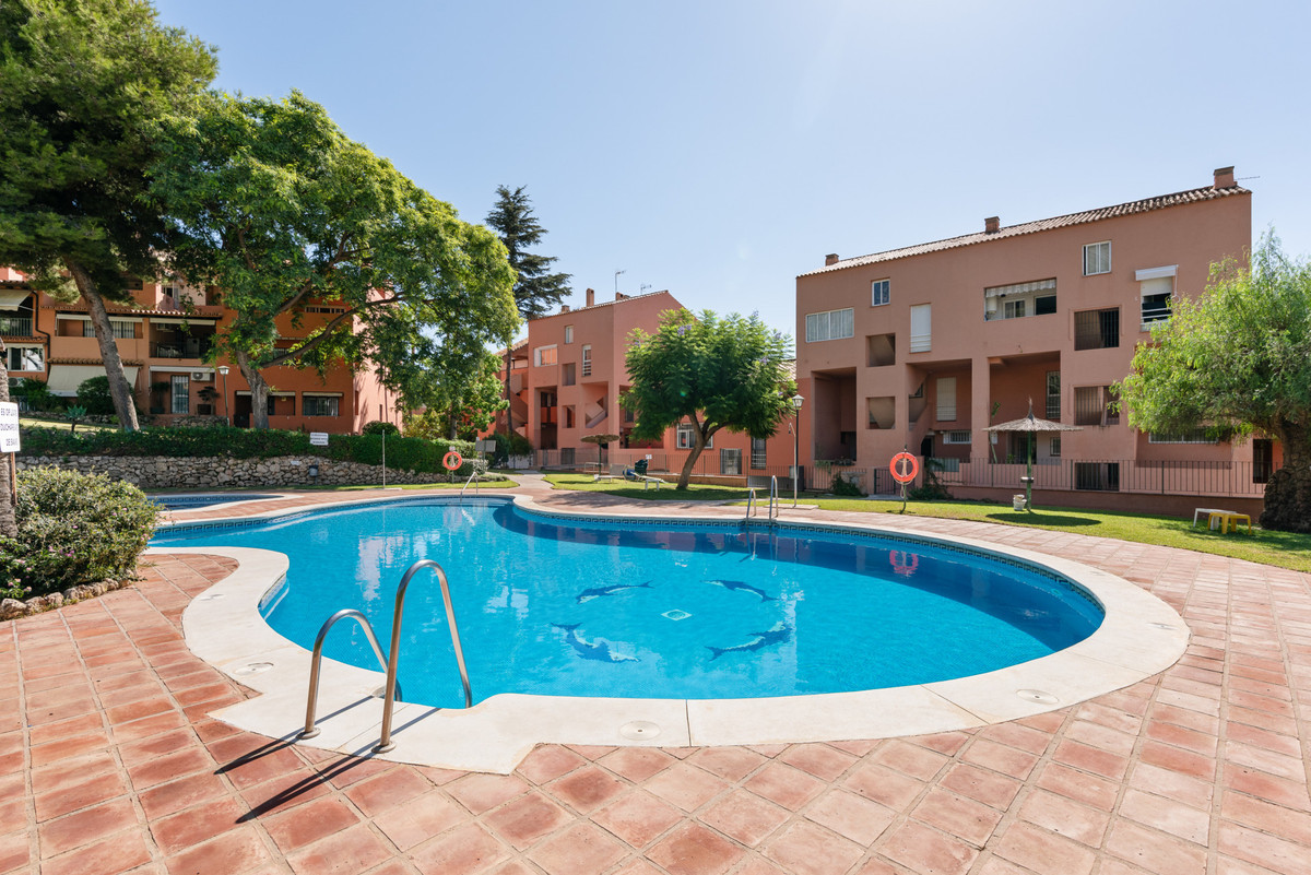 4 bedroom Apartments for sale in Marbella – R5154883