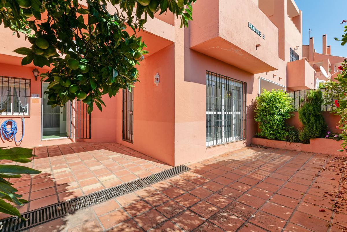 4 bedroom Apartments for sale in Marbella – R5154883