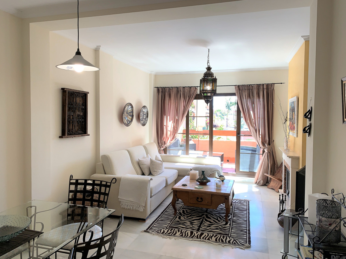 2 bedroom Apartments for sale in Hacienda del Sol – R5147836