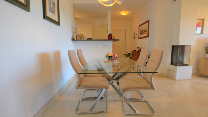 3 bedroom Penthouses for sale in Mijas – R5168536 in 