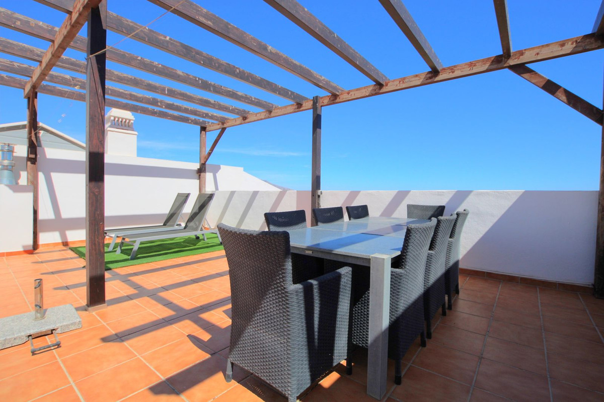 3 bedroom Penthouses for sale in Mijas – R5168536