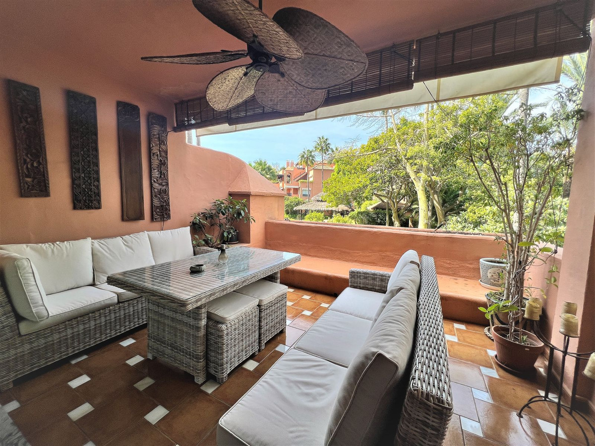 3 bedroom Apartments for sale in Guadalmina Baja – R4440535