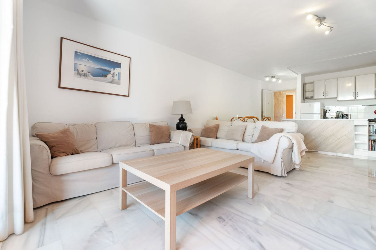 3 bedroom Apartments for sale in Marbella – R5154808