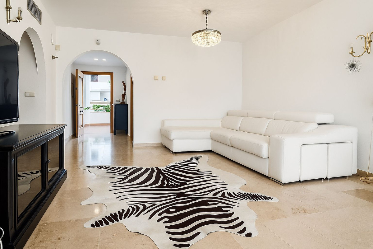 3 bedroom Apartments for sale in Guadalmina Alta – R5153251